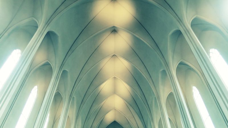 A photo of the inside of Hallgrimskirkja church in Reykjavik